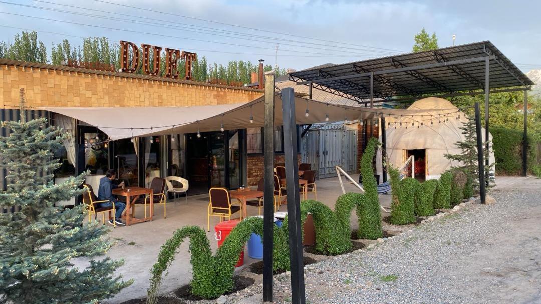 Duet Hostel & Hotel Karakol Exterior photo